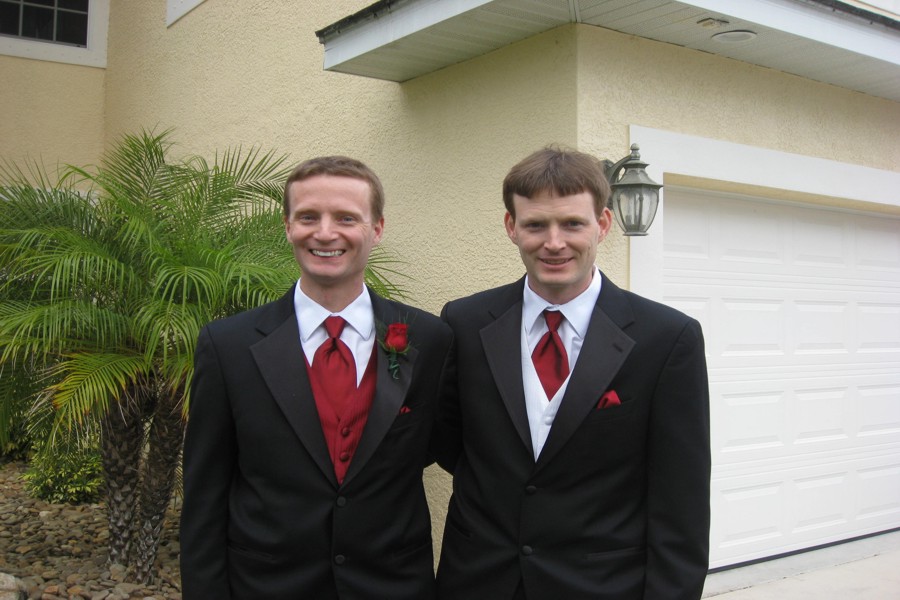 ../image/pre-ceremony doug and bill.jpg